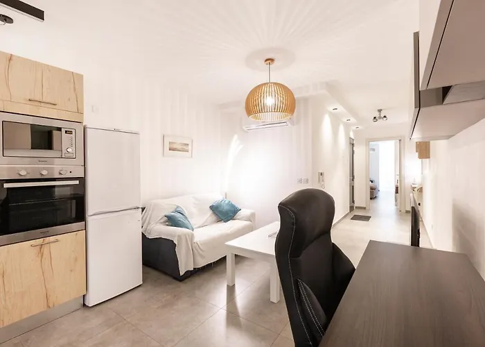 Apartment Location! Cozy 1-br Flat