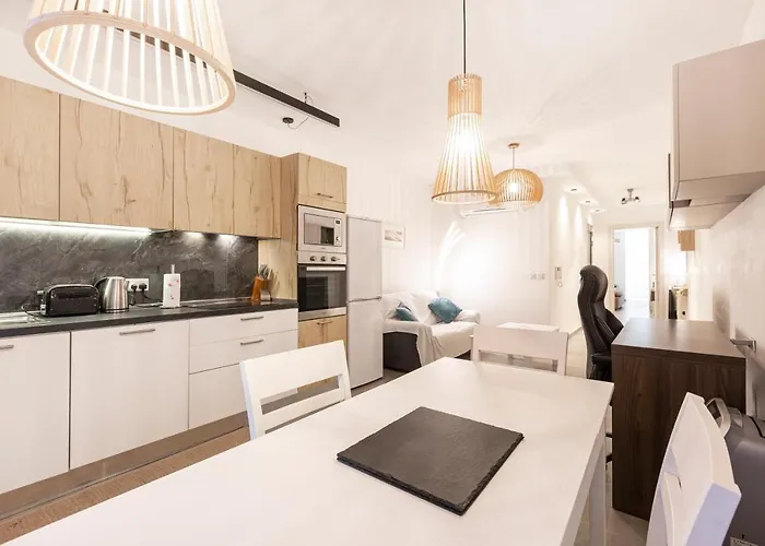 Location! Cozy 1-br Flat * Gżira